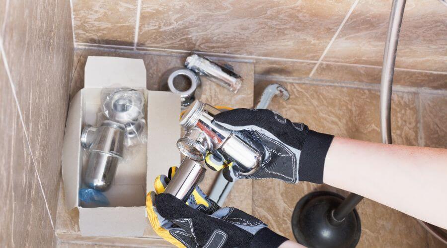 Professional residential roofers in Fowler, OH